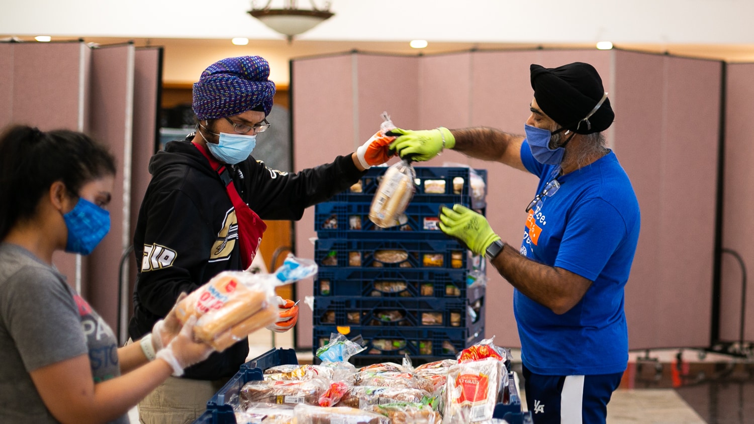 Pantries Revamp Operations to Feed Residents as Less Federal Food Boxes Are Sent to Orange CountyVoice of OC - Vimarsana News